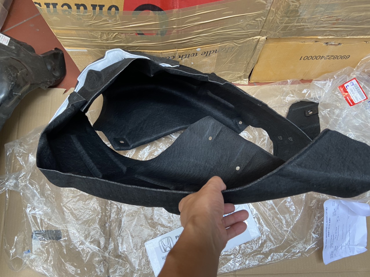 Lòng dè chắn bùn bánh xe Honda ACCORD